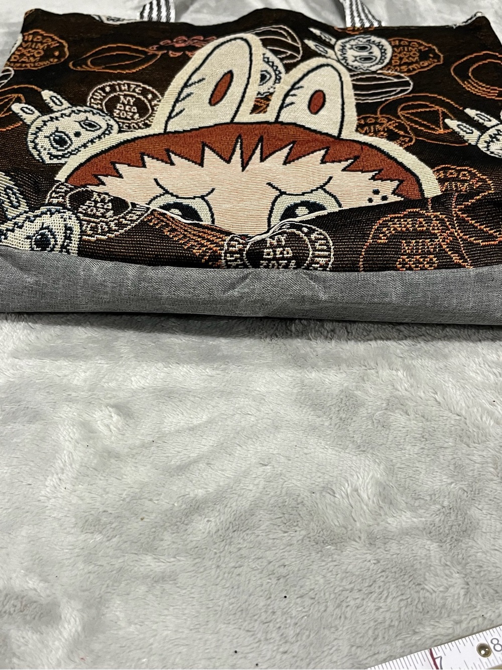 🔥 HTF Pop Mart "The Monsters" Labubu Woven Tapestry Tote Bag 🔥 - Picture 4 of 8